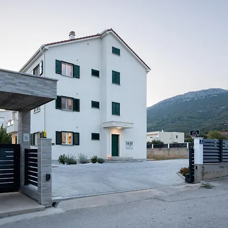 3 Bed Sleeps 6 With Terrace & Flat-screen Tv Apartamento *