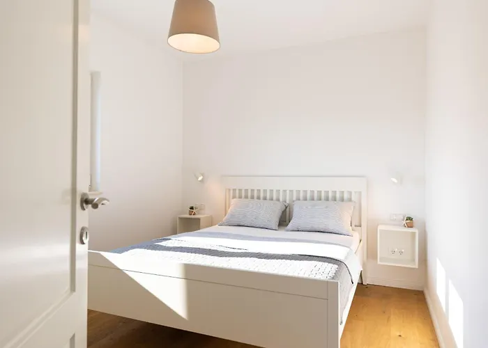 Apartamento 3 Bed Sleeps 6 With Terrace & Flat-screen Tv