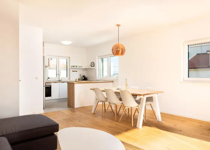 3 Bed Sleeps 6 With Terrace & Flat-screen Tv Apartamento Kaštela